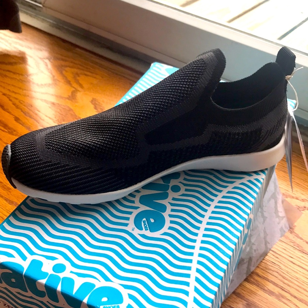 Native womens black slip on shoes.                      Size 5 NWT never worn